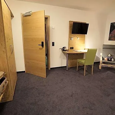 Hotel Kelterhotel Fröscher 3*